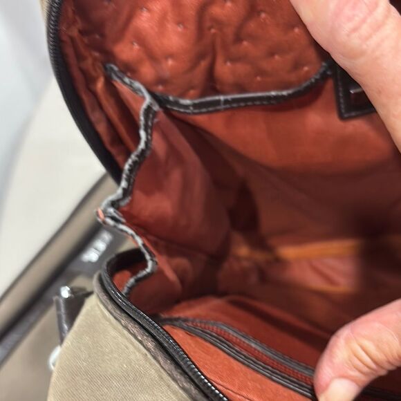 Tumi LXT rare Green and Brown Men's Bag - Picture 9 of 9